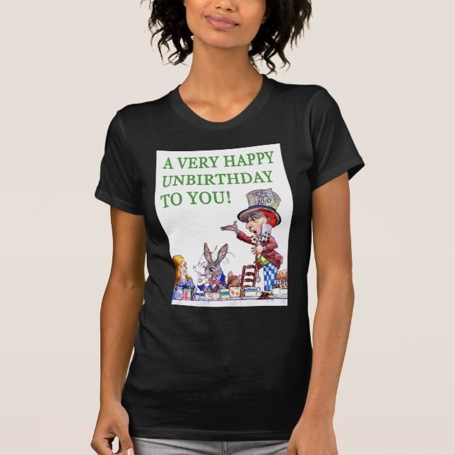 T-shirt Le Mad Hatter Dit, Un Anniversaire Très Heureux Po (Devant)