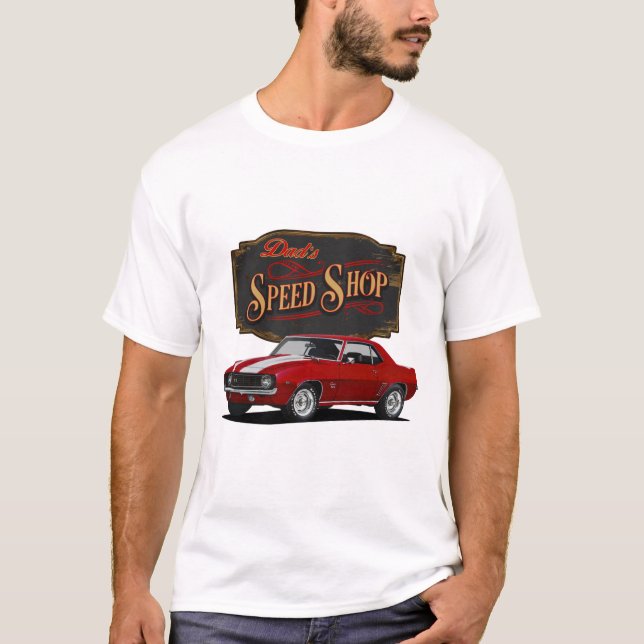 T-shirt Le magasin de vitesse de la voiture Red Muscle de  (Devant)