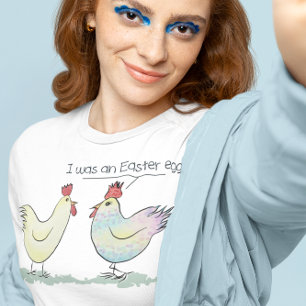 T-shirt Le poulet mignon était un oeuf de Pâques