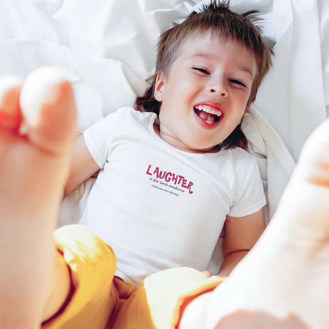 T-shirt Le rire est le meilleur remède (Créateur téléchargé)