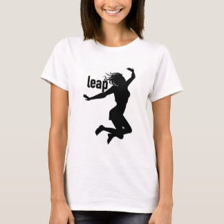 T-shirt Le saut réserve la pièce en t