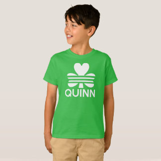 T-shirt Le shamrock Quinn est prêt pour le jour de St