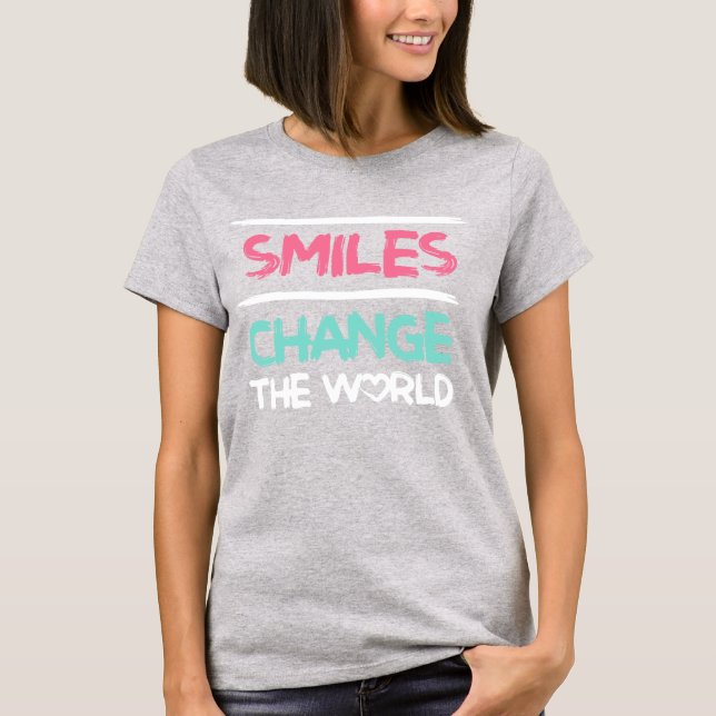 T-shirt "Le sourire change le monde" (Devant)
