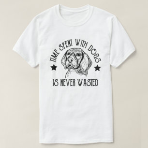 T-shirt Le temps passé avec les chiens n'est jamais perdu 