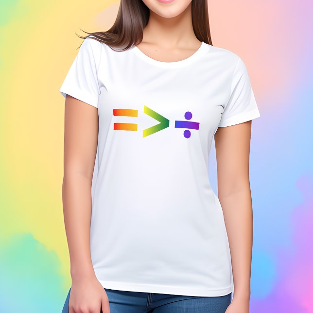 T-shirt L'égalité est plus grande que la division LGBTQ+ A (Equality is greater than division! 🌈🏳️‍🌈💗)