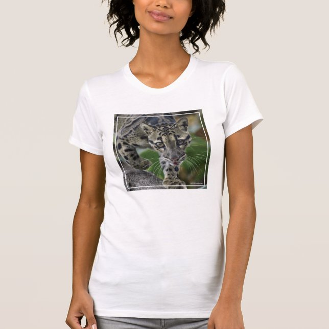 T-shirt Léopard opacifié sur le mouvement (Devant)