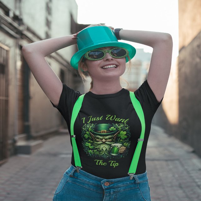 T-shirt Leprechaun Whimsical Boire Une Bière Frothy (Créateur téléchargé)