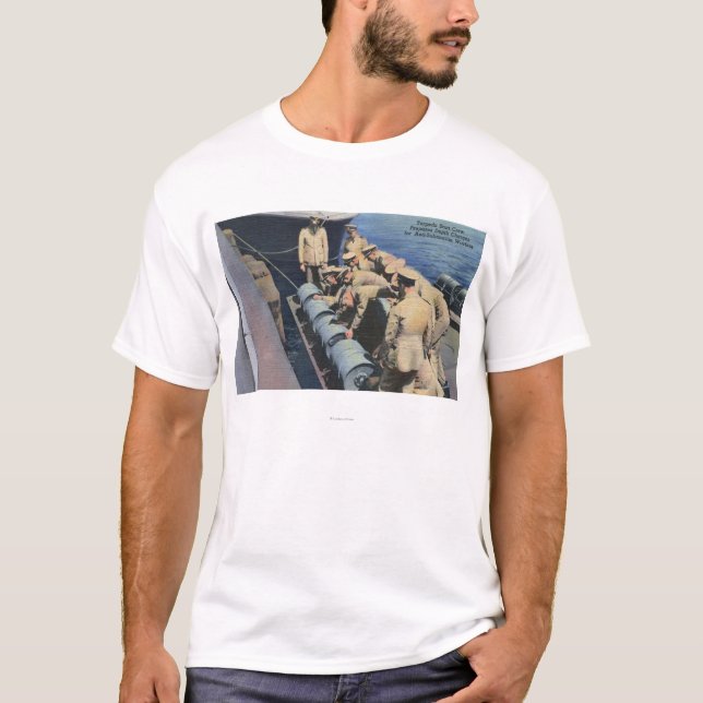 T-shirt L'équipage de bateau de Topedo prépare la grenade (Devant)