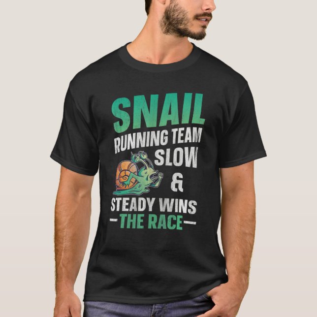 T-shirt L'Équipe De Coureur D'Escargots Lente Et Régulière (Devant)