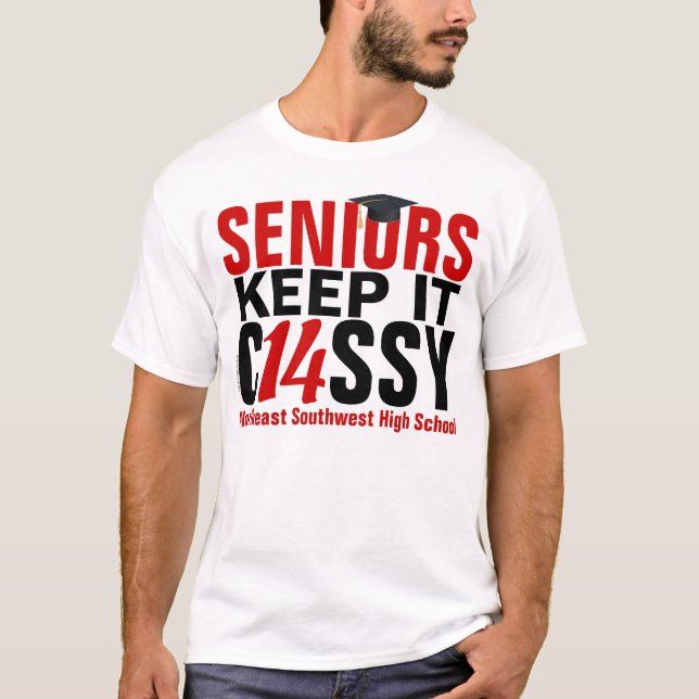 T-shirt Les aînés faits sur commande le gardent classe (Devant)