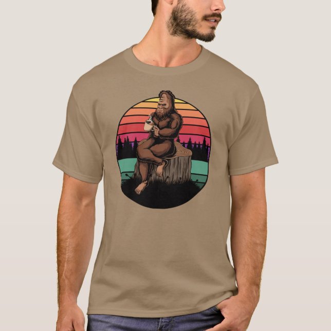T-shirt les années 70 Retro Bigfoot & Café (Devant)