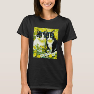 T-shirt Les chats adorables assis dans un champ de marguer