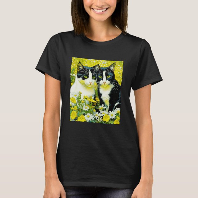 T-shirt Les chats adorables assis dans un champ de marguer (Devant)