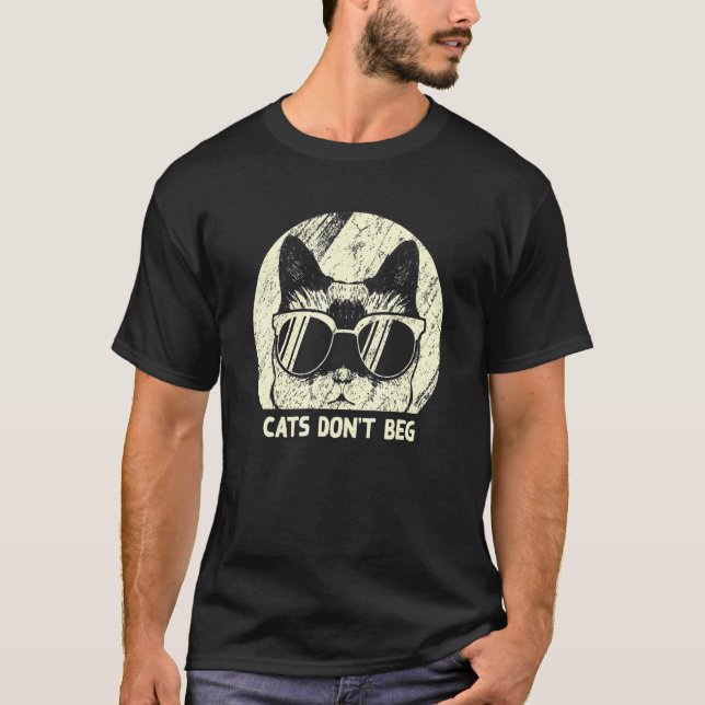 T-shirt Les chats ne mendient pas Maman chat Papa chat Hum (Devant)