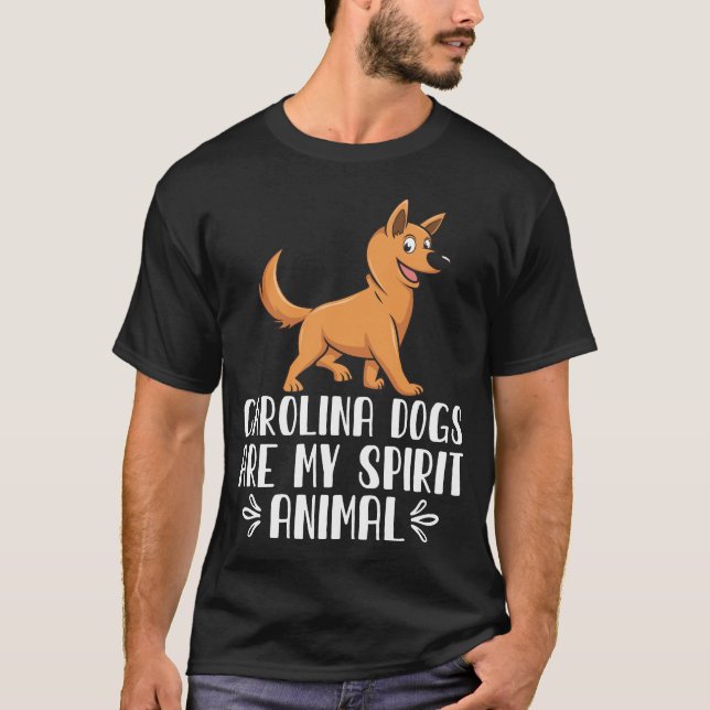 T-shirt Les chiens de Caroline sont mon esprit animal (Devant)
