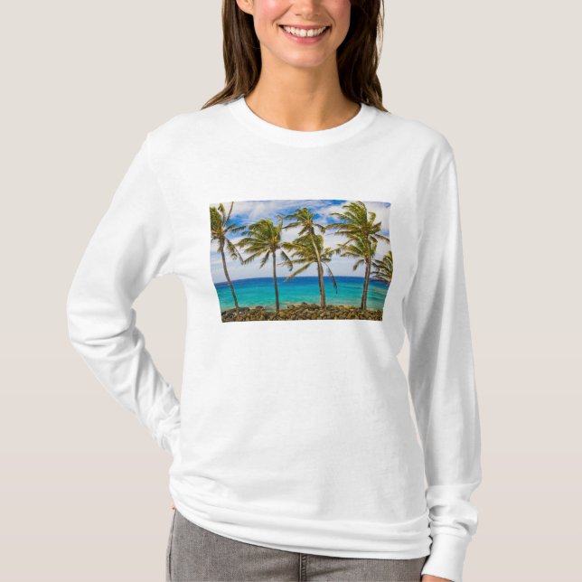 T-shirt Les cocotiers (Cocos nucifera) se balancent dans (Devant)