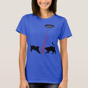 T-shirt Les créatures sont des chats amusants jouant avec 