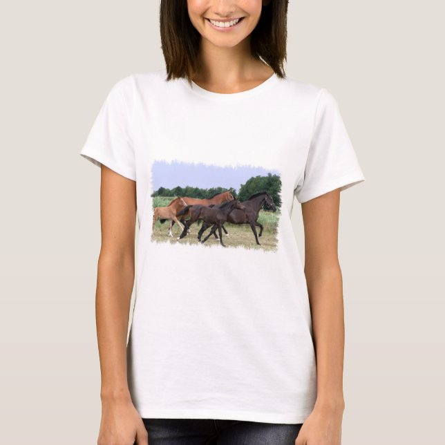 T-shirt Les dames de chevaux sauvages ont adapté la (Devant)