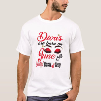 T-shirt Les Divas De Femmes Mignonnes Naissent Le 24 Juin,