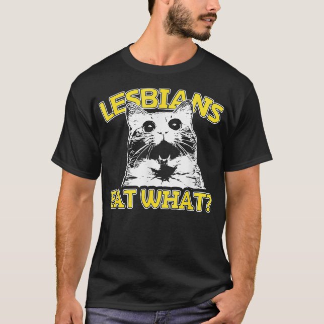 T-shirt Les Drôle Amoureux de les chats Lesbiennes Mangent (Devant)