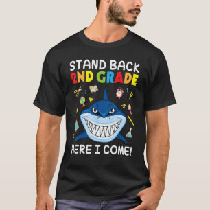 T-shirt Les Élèves De Requin Aller À L'École Stand Back 2e