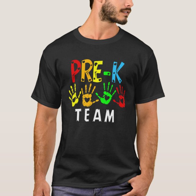 T-shirt Les empreintes de l'équipe Pré K Retourner à l'éco (Devant)