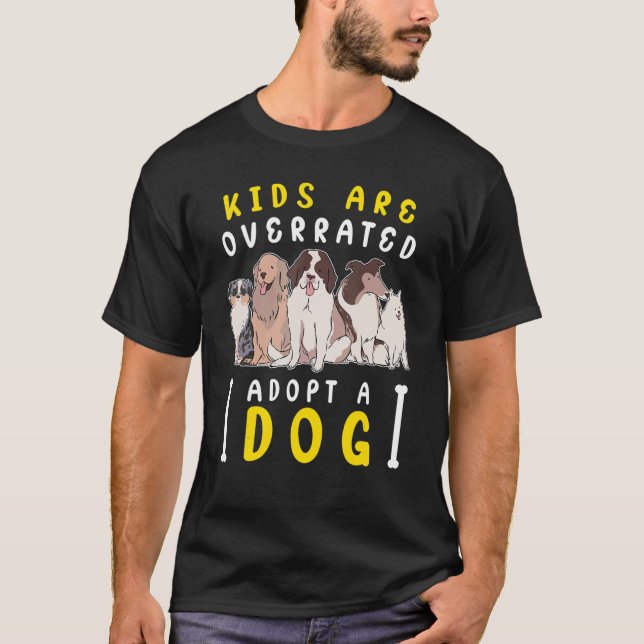 T-shirt Les enfants surévalués adoptent un chien DINK (Devant)