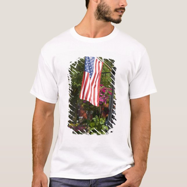 T-shirt Les Etats-Unis, New York, Lewiston. Drapeau (Devant)