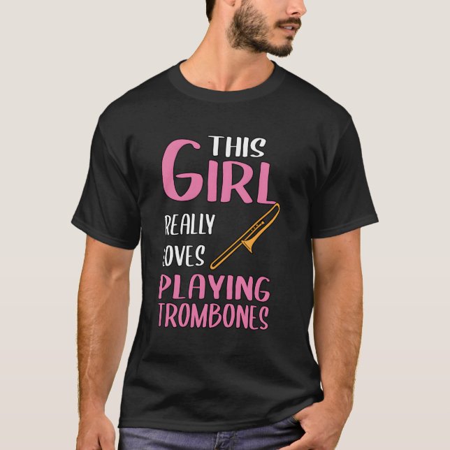 T-shirt Les FEMMES Cadeaux Cette Fille Aime Vraiment Jouer (Devant)