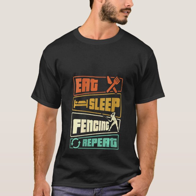 T-shirt Les femmes mangent des clôtures de sommeil Répéter (Devant)
