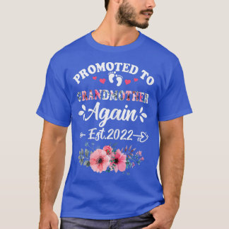 T-shirt Les Femmes Promues À Grand-Mère Est 2022 Preg
