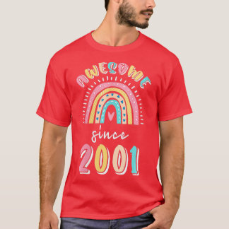 T-shirt Les femmes stupéfiantes depuis 2001 22e anniversai