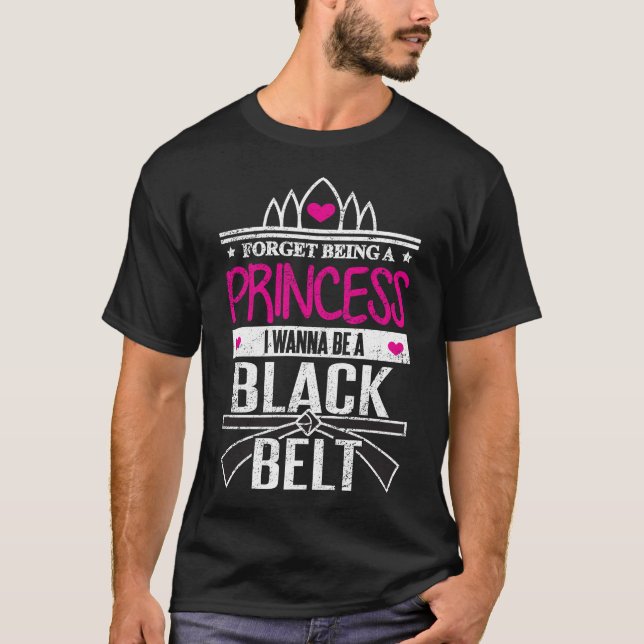 T-shirt Les filles de karaté oublient princesse Be une (Devant)