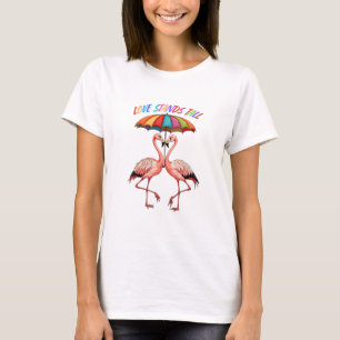 T-shirt Les flamants LGBTQ debout gracieusement sous l'arc