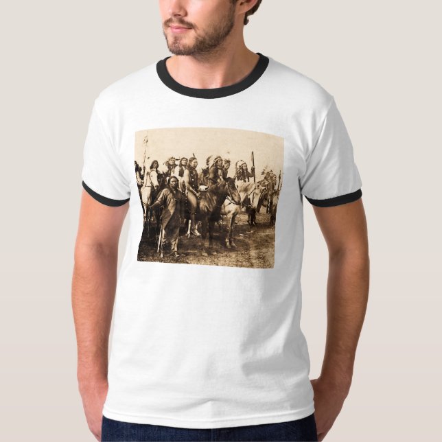T-shirt Les guerriers puissants de cru de Sioux (Devant)