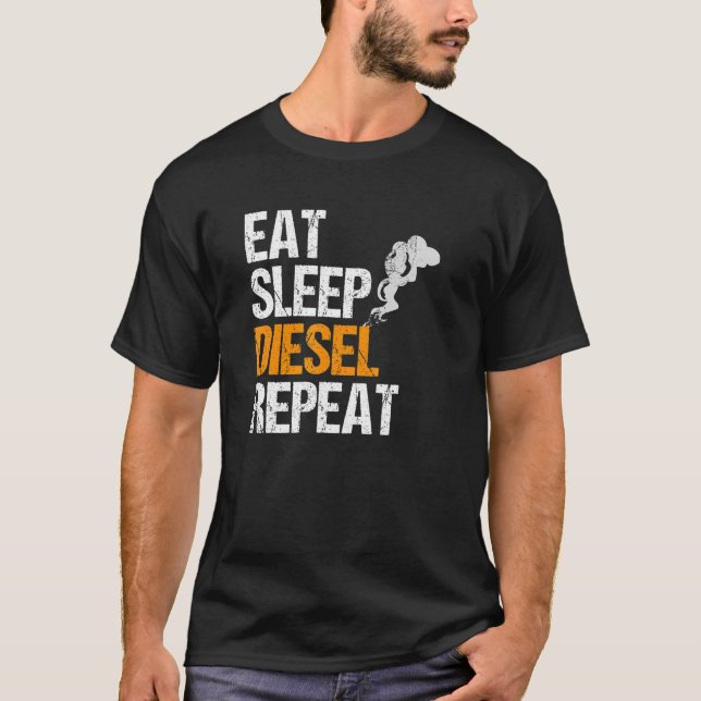 T-shirt Les Hommes Mangent Le Diesel De Sommeil Répéter I  (Devant)