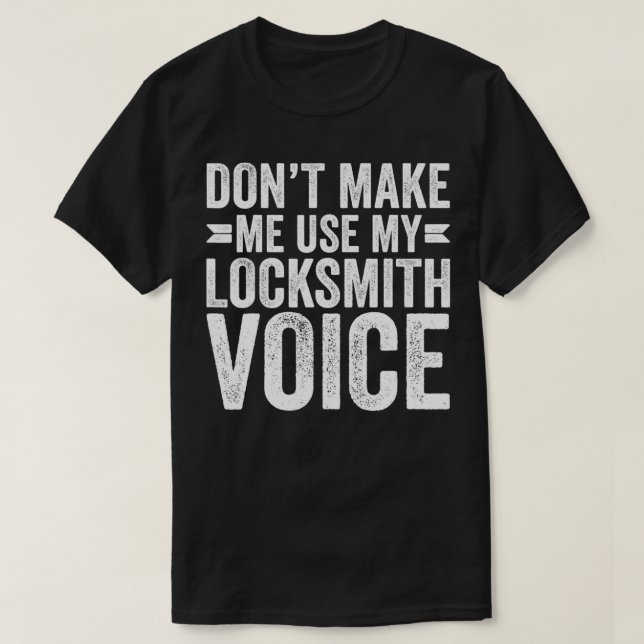 T-shirt Les hommes ne m'obligent pas à utiliser mon serrur (Design devant)