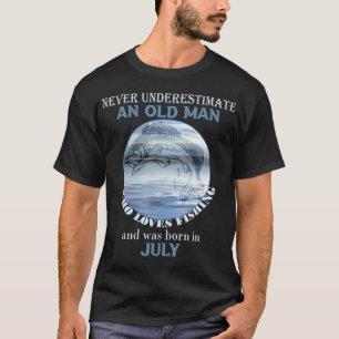 T-shirt Les hommes ne sous-estiment jamais un vieil homme