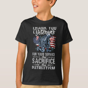 T-shirt Les hommes remercient les vétérans pour leur servi