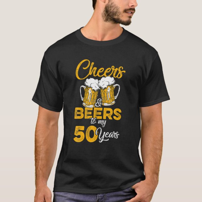 T-shirt Les Hommes Salutent Et Bières À Mes 50 Ans (Devant)