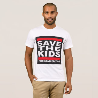 T-shirt Les hommes sauvent la chemise d'enfants