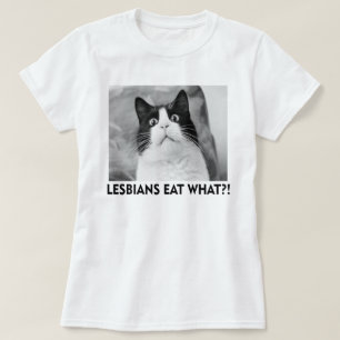 T-SHIRT LES LESBIENS MANGENT QUOI ! ? ! ?