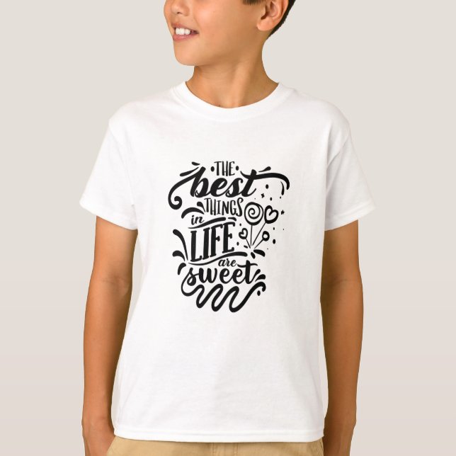 T-shirt Les Meilleures Choses De La Vie Sont La Calligraph (Devant)
