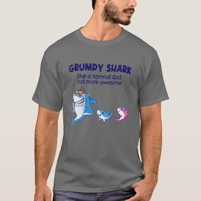 T-shirt Les Mens Grumpy Shark Comme Un Requin Normal Mais  (Devant)