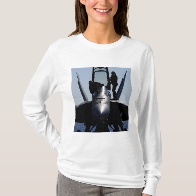 T-shirt Les pilotes effectuent une inspection avant vol (Devant)