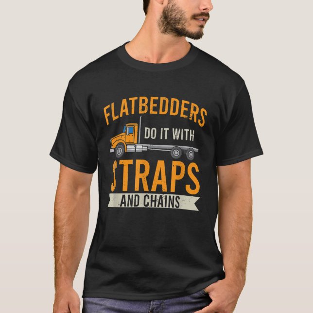 T-shirt Les Plaquettes Le Font Avec Des Sangles Et Des Cha (Devant)