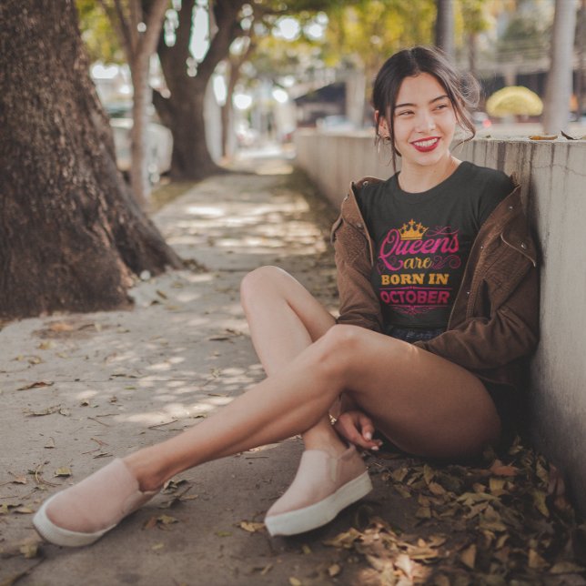 T-shirt Les reines sont nées en octobre Parties scintillan (Créateur téléchargé)