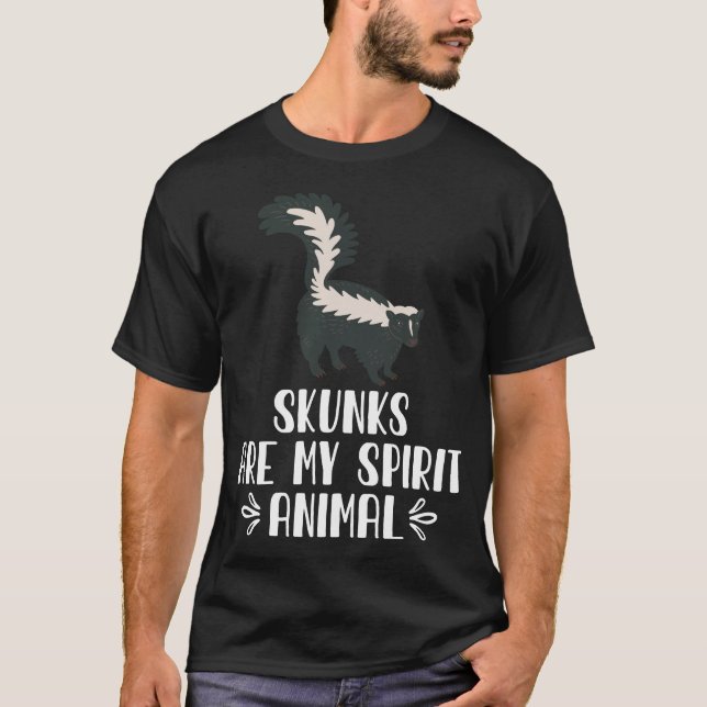 T-shirt Les Skunks sont mon esprit animal (Devant)