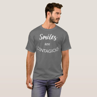 T-shirt Les sourires sont humour de motivation d'amusement