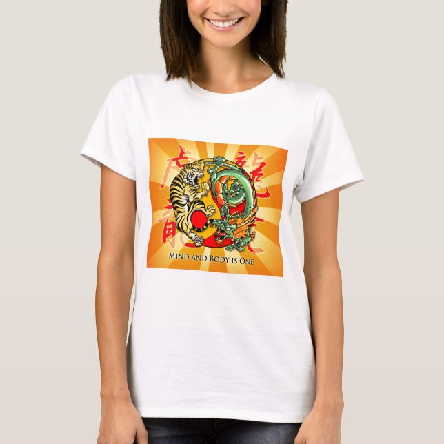 T-shirt L'esprit et le corps est un (Devant)